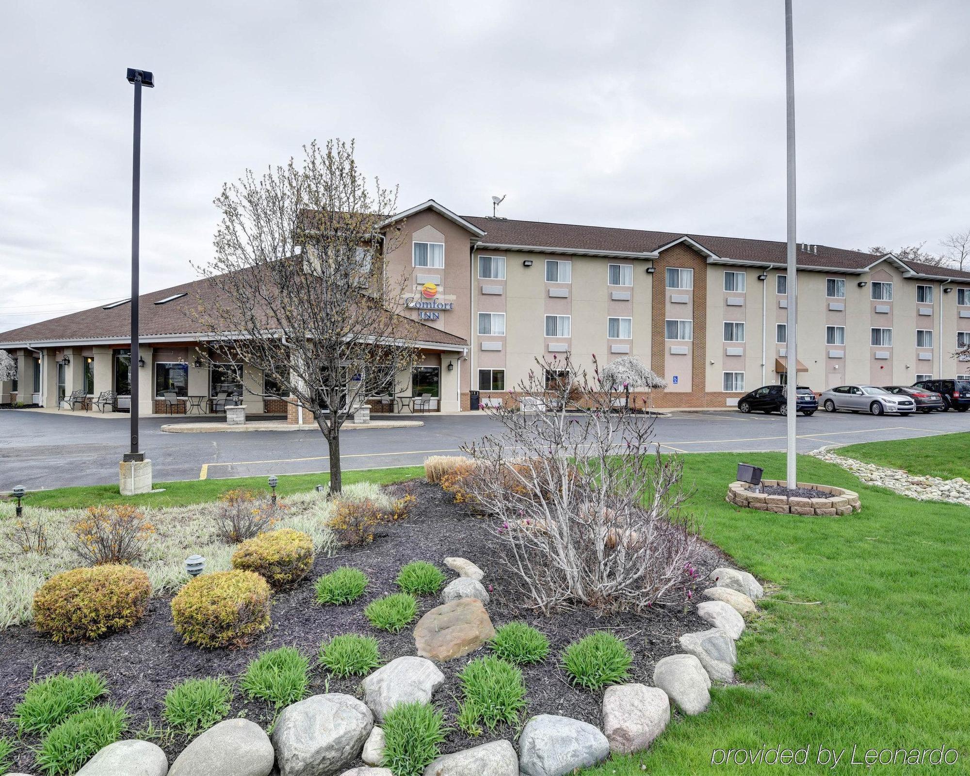 Comfort Inn Painesville Exterior photo